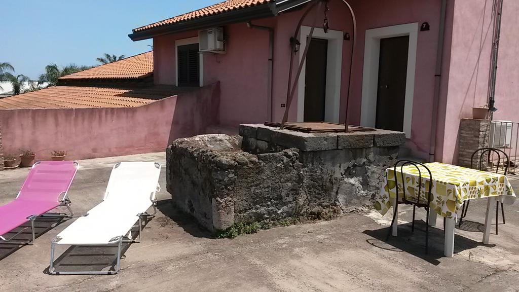 Agriturismo Il Pozzo Antico Mascali Exterior photo