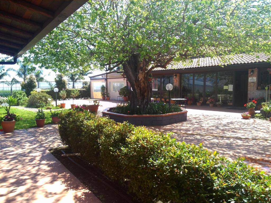 Agriturismo Il Pozzo Antico Mascali Exterior photo
